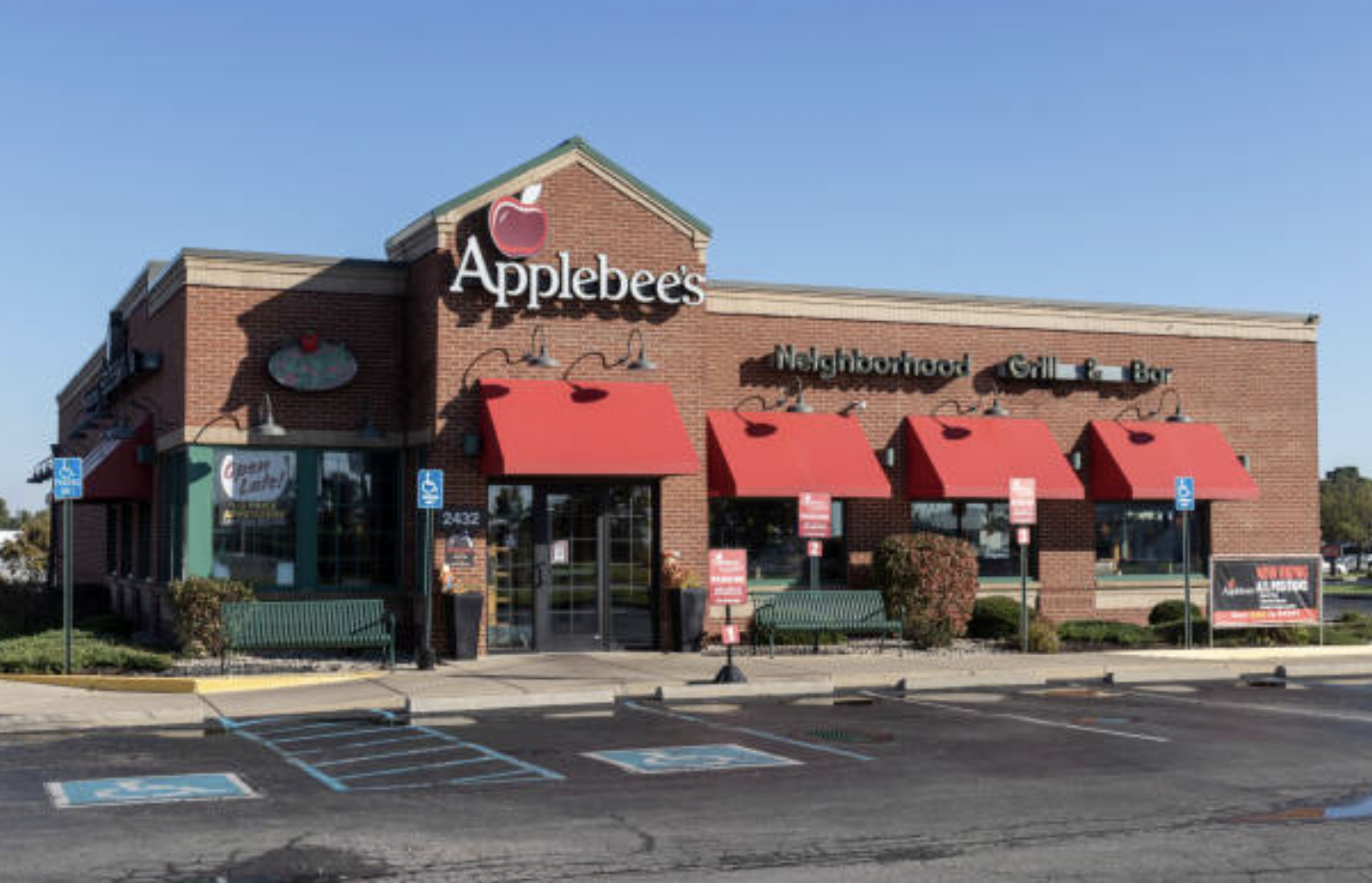 Ten Possibilities the Applebee’s Waitress Considers Before It Occurs to