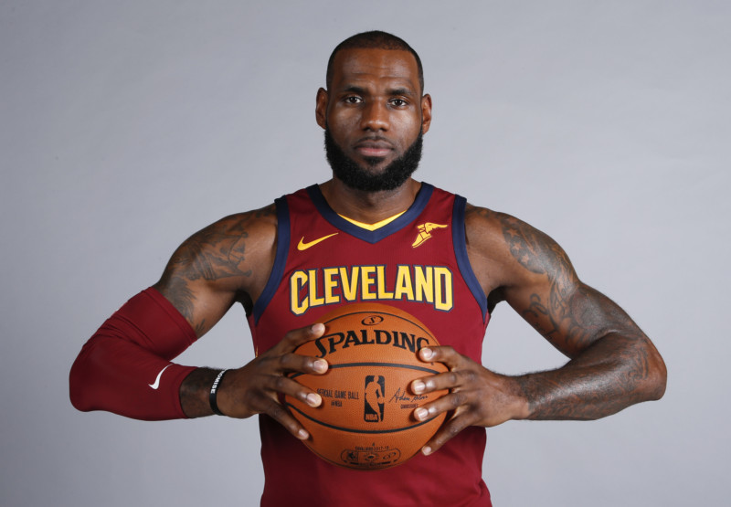 Nevius: For free-agency suitors, it's LeBron James' way or the highway